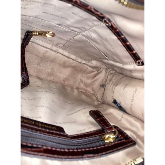 MICHAEL KORS EMBOSSED ANIMAL PRINT WOMENS CROSSBODY BAG - Picture 14 of 16